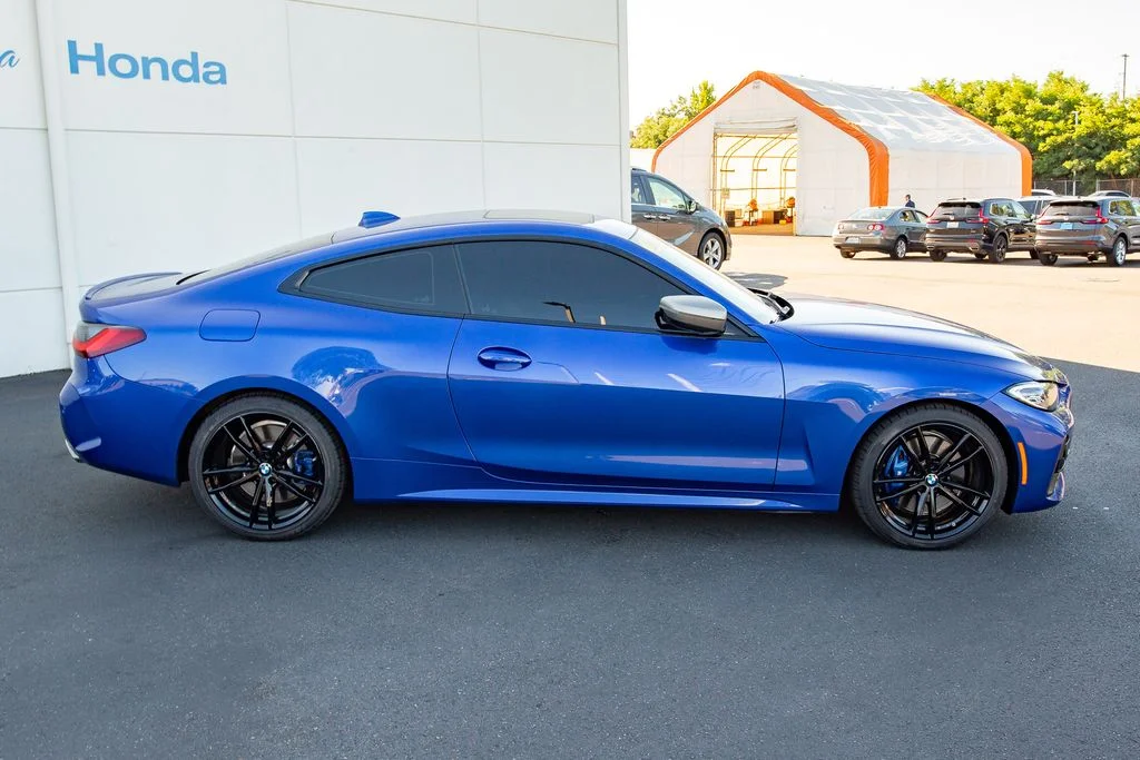 Used 2022 Blue Metallic BMW M440i xDrive image 16