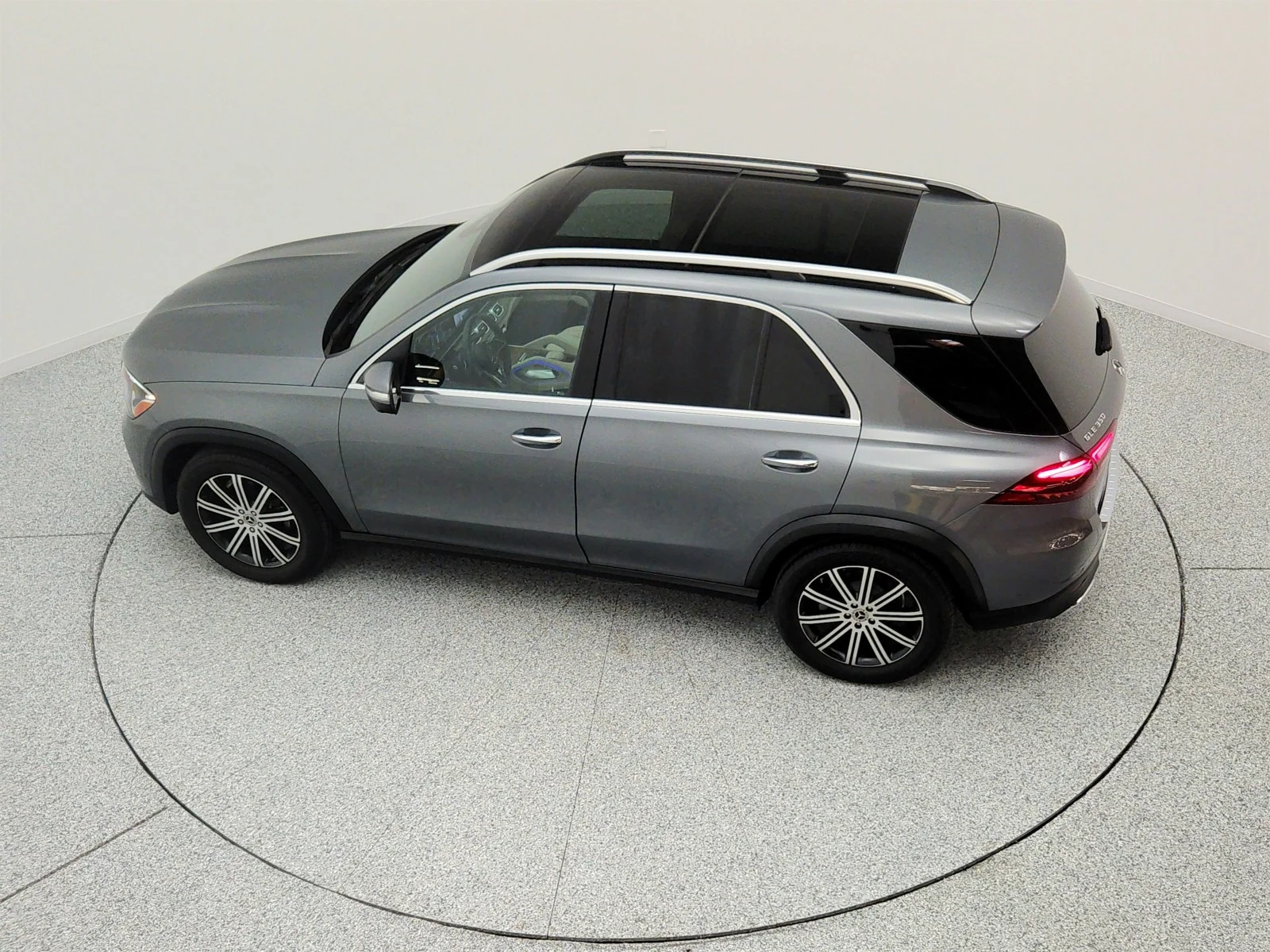Certified Used 2024 Selenite Grey Metallic Mercedes-Benz GLE 350 4MATIC® SUV image 29