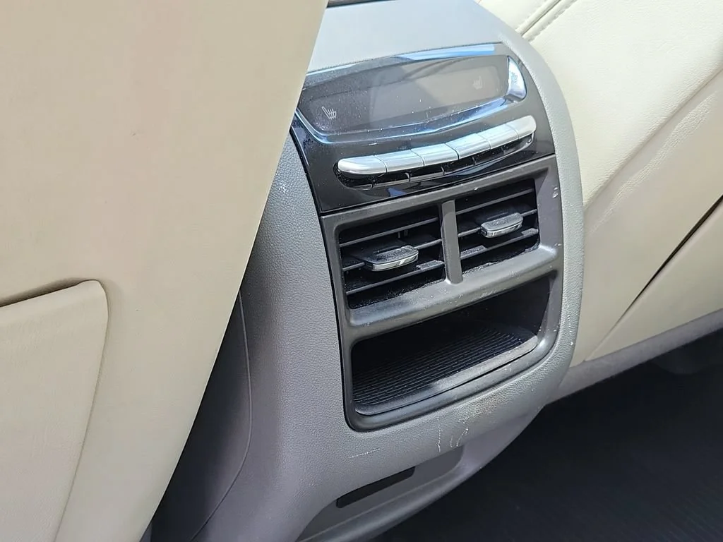 Used 2023 Argent Silver Metallic Cadillac Premium Luxury image 28