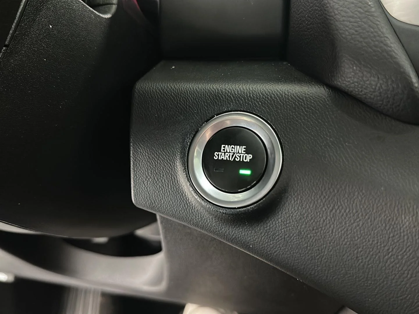 Used 2021 SUMMIT WHITE GMC SLT image 13
