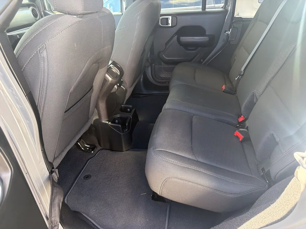 Used 2020 Gray Jeep Unlimited Sport S image 13