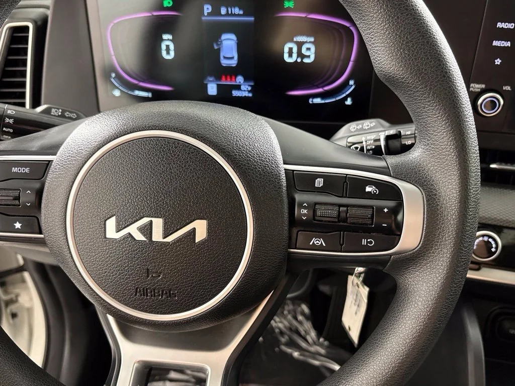 Used 2024 White Kia LX image 26