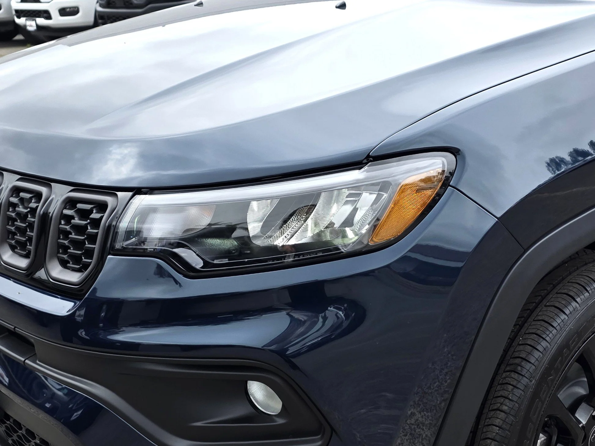 New 2026 Blue Pearl Jeep Latitude image 8