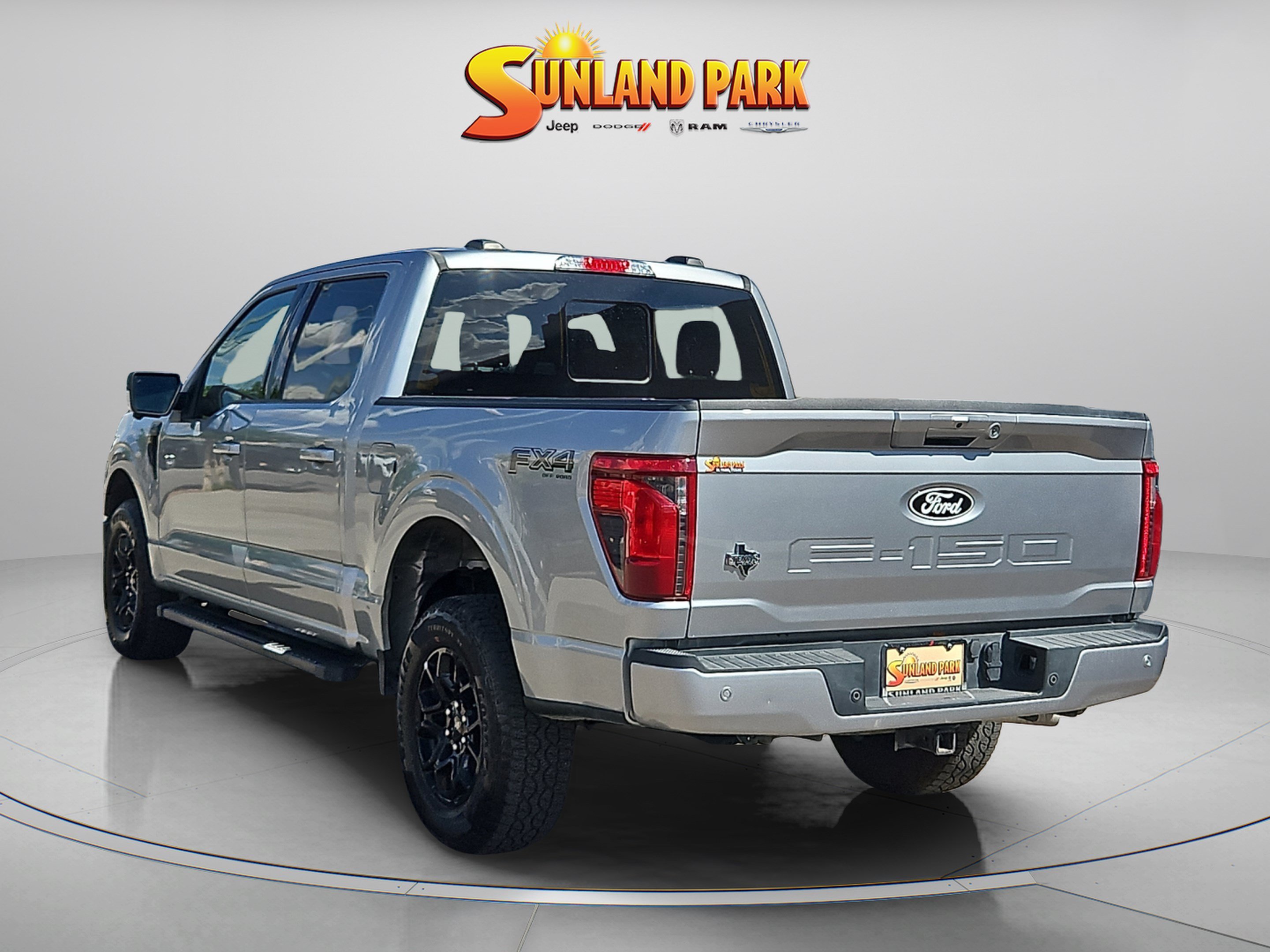 Used 2024 Silver Metallic Ford XLT image 4