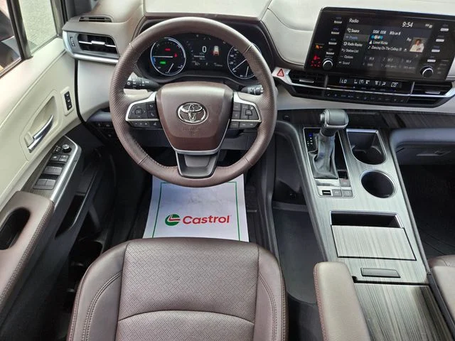 2023 Toyota Sienna Platinum - Photo 12