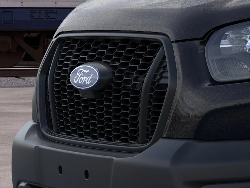 New 2026 Agate Black Metallic Ford Base image 17