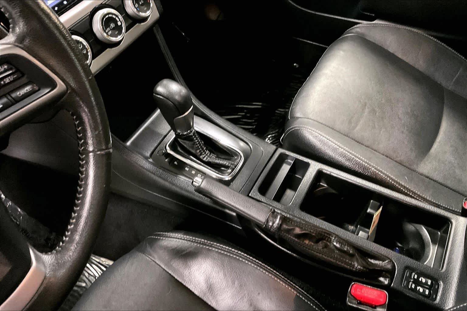 Used 2015 Crystal Black Silica Subaru Limited image 17
