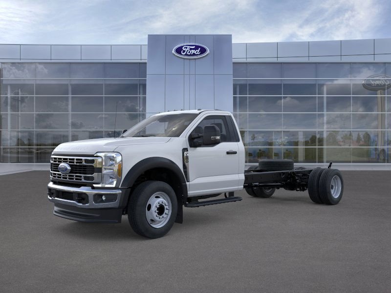 2025 Ford F-600 XL 4x4 Regular Cab 205-In DRW's photo