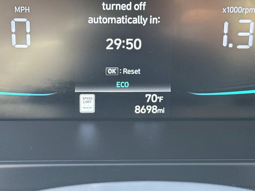 Certified Used 2025  Hyundai Blue image 30