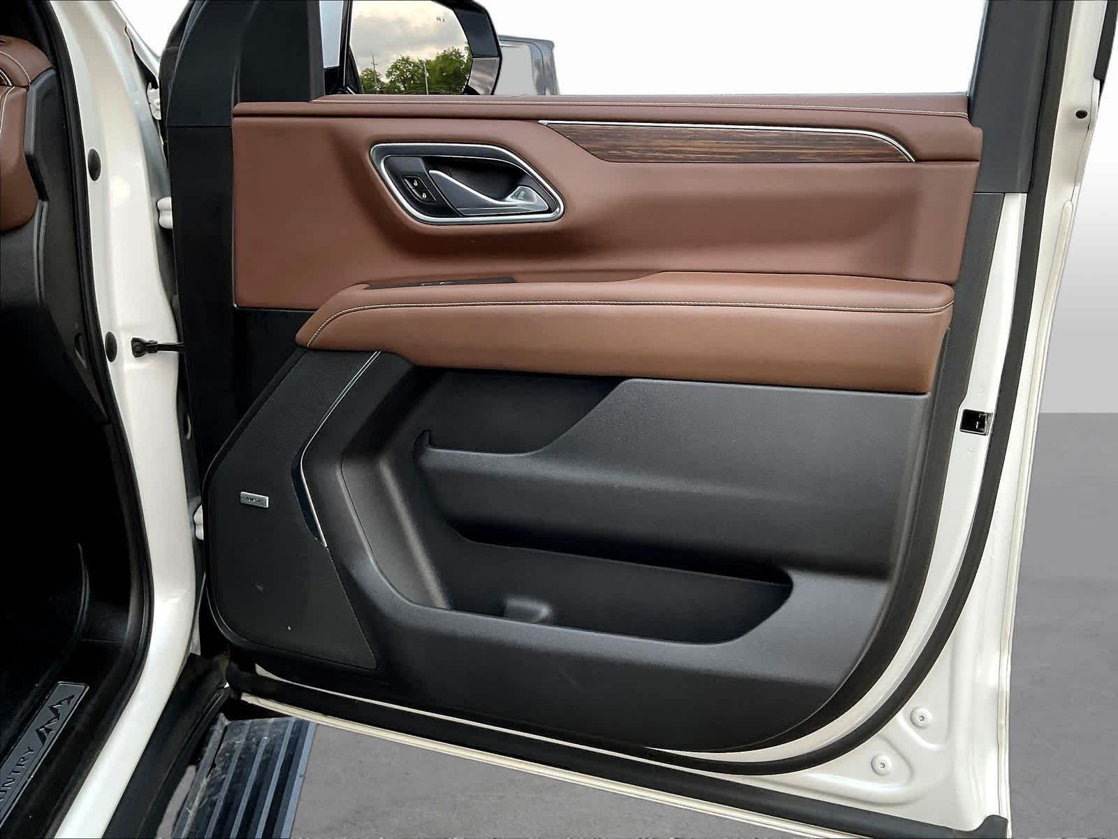 2021 Chevrolet Suburban High Country - Photo 31