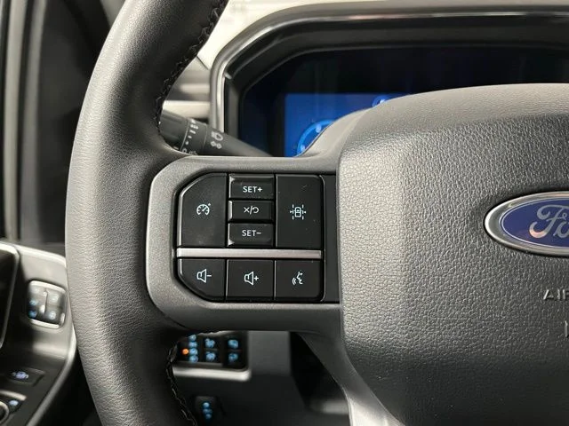 Used 2025 Black Ford Lariat image 29