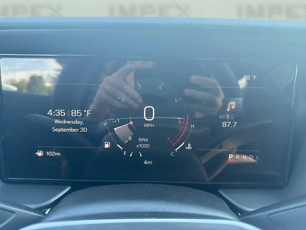 New 2027 Summit White GMC Elevation image 23