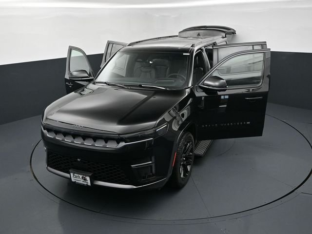 New 2026 High Gloss Black Exterior Paint Jeep Limited Reserve image 25