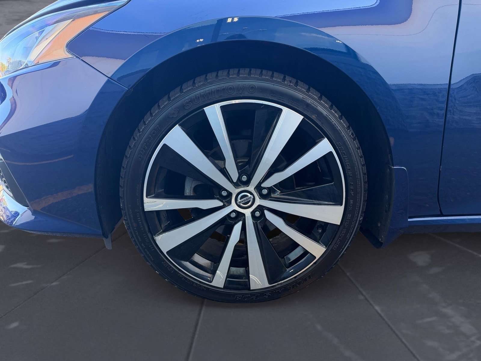 Used 2020 Deep Blue Pearl Nissan 2.5 SR image 44