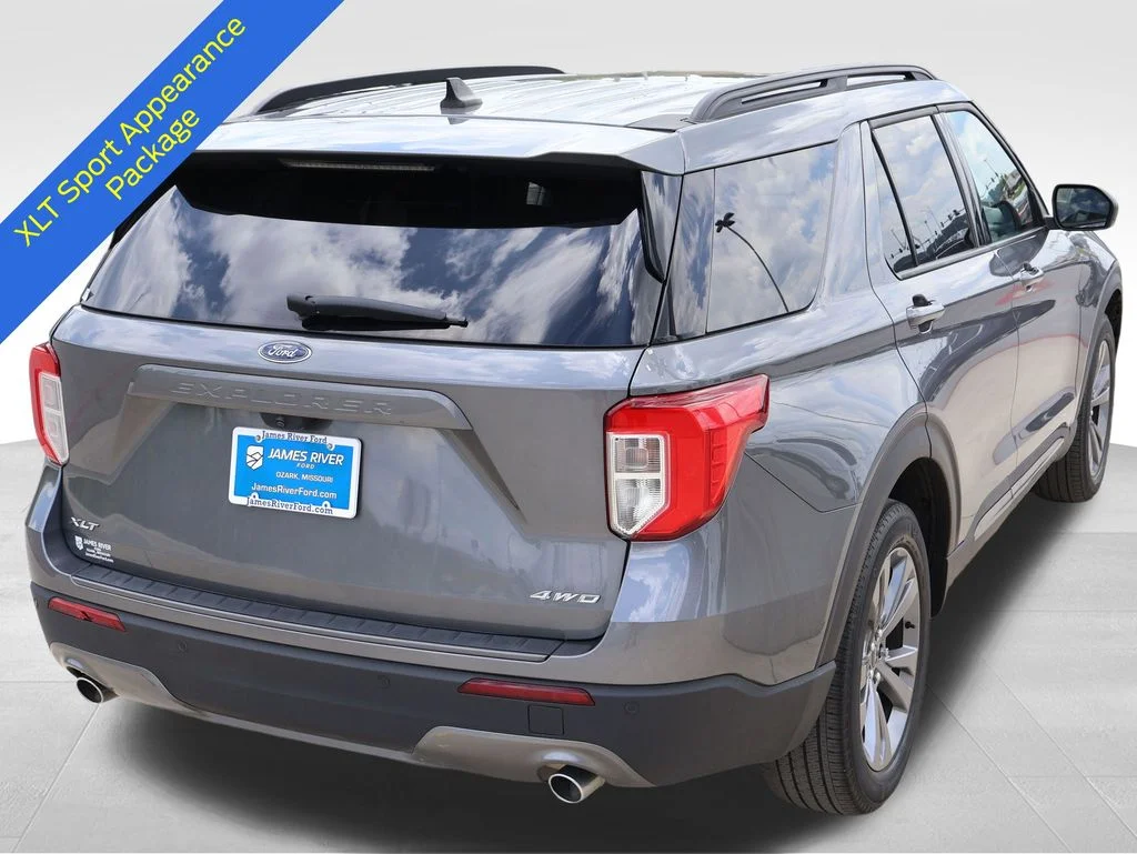 Certified Used 2023 Gray Metallic Ford XLT image 7