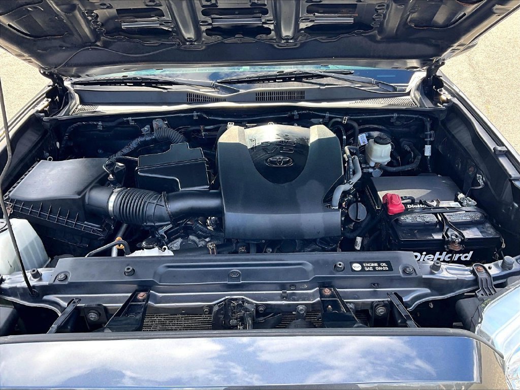 Used 2018 Gray Toyota TRD Sport image 29