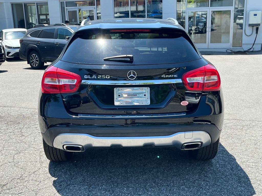 Used 2018  Mercedes-Benz GLA 250 image 3