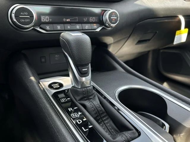 New 2026 Scarlet Nissan 2.5 SV image 39