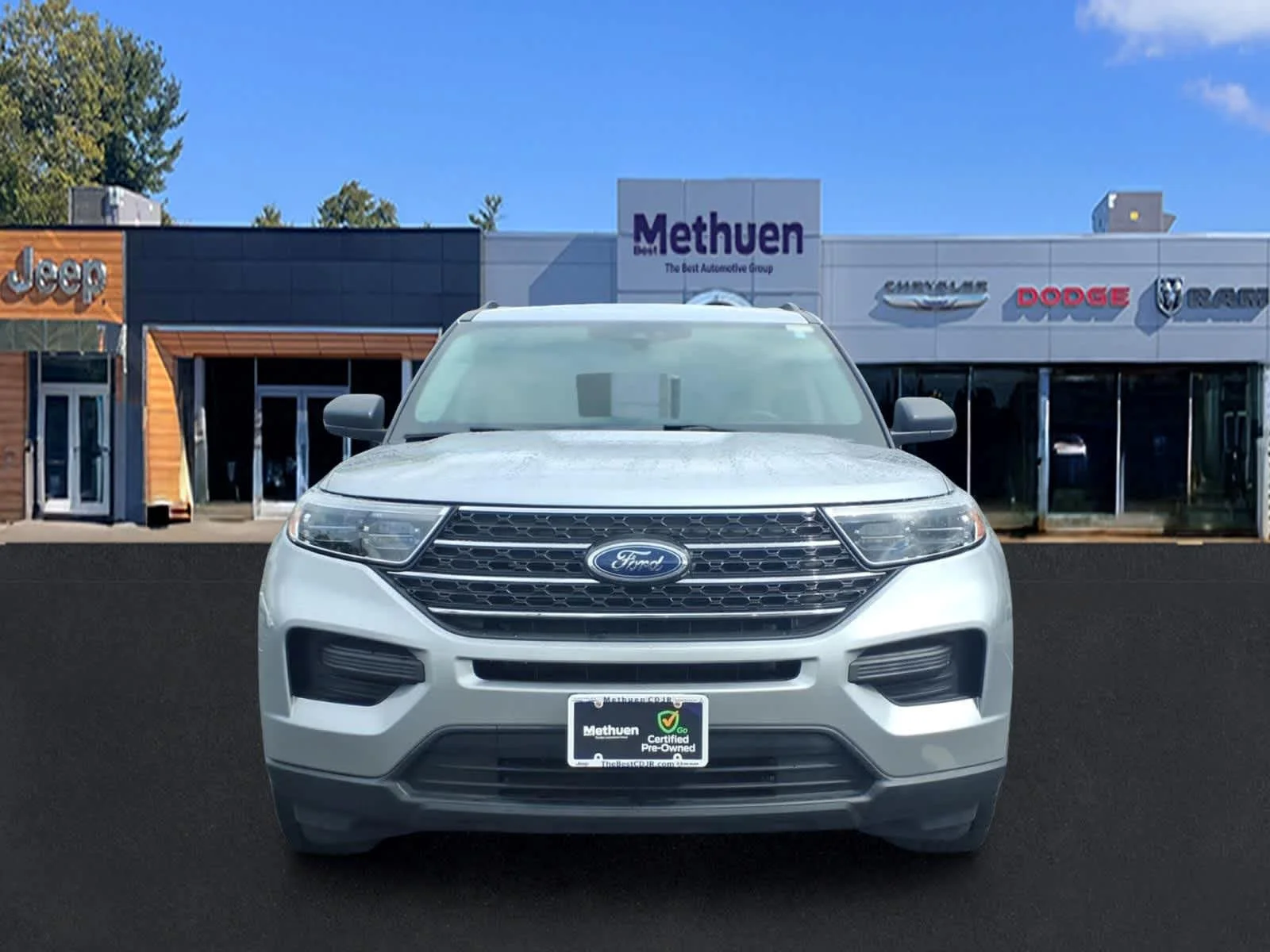 Used 2023 Iconic Silver Ford XLT image 11