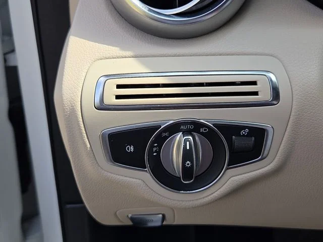 Used 2019 White Mercedes-Benz C 300 image 25