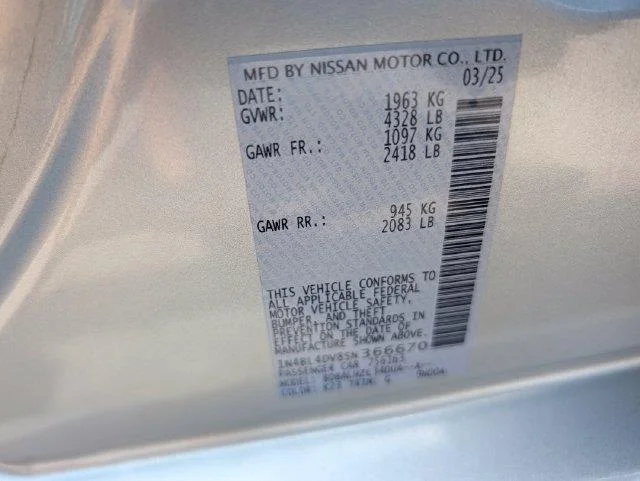 Used 2025  Nissan SV image 30