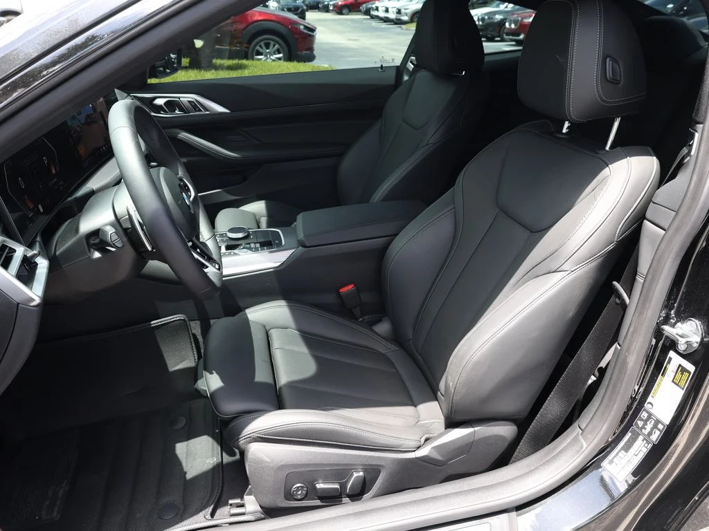 2026 BMW 4 Series 430i - Photo 17