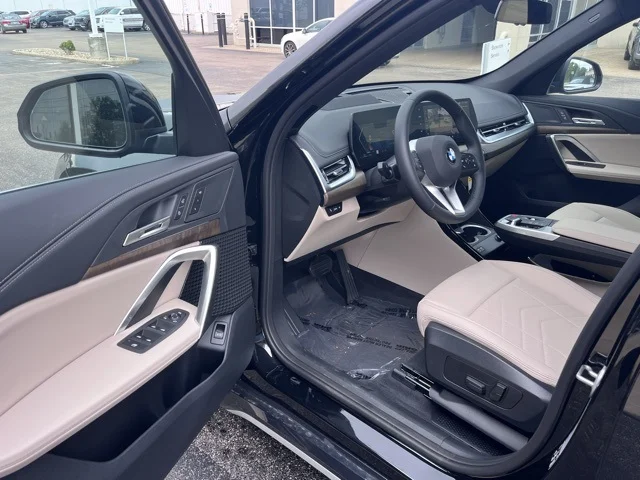 New 2025 Black Sapphire Metallic BMW xDrive28i image 10
