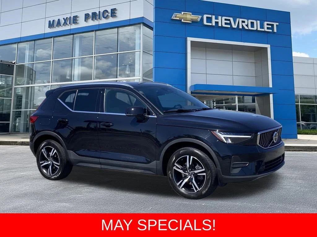 2024 Volvo XC40 B5 Core Bright AWD's photo