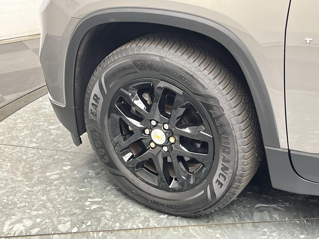Certified Used 2018 PEPPERDUST METALLIC Chevrolet LT Cloth image 34