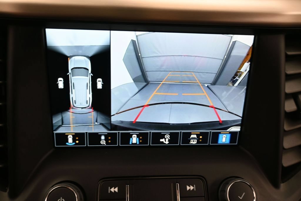 Used 2022 Ebony Twilight Metallic GMC Denali image 15