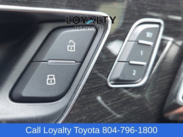 Used 2022  Audi 55 Premium Plus image 25