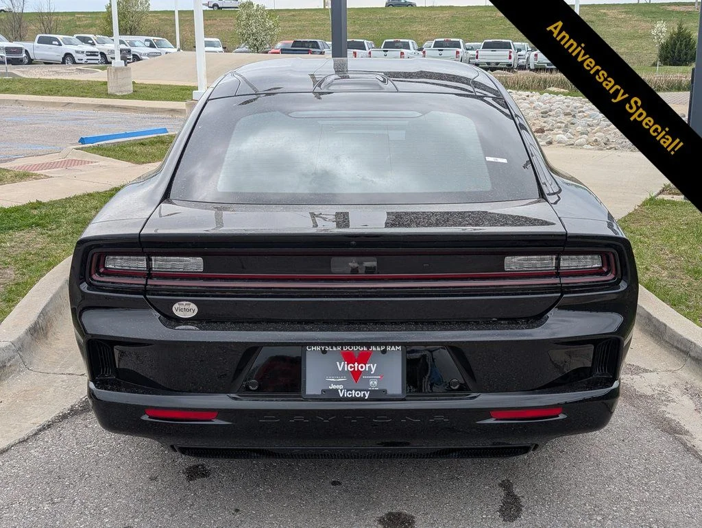 2025 Dodge Charger Daytona R/T - Photo 10