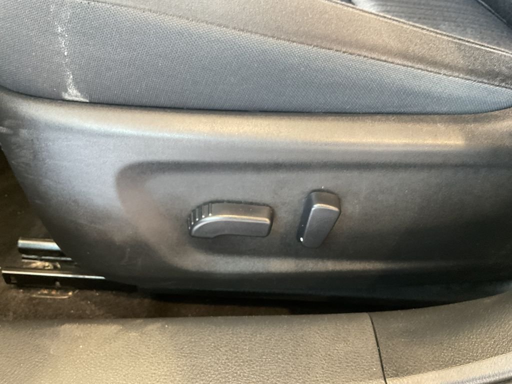Used 2024 Silver Nissan 2.5 SV image 13