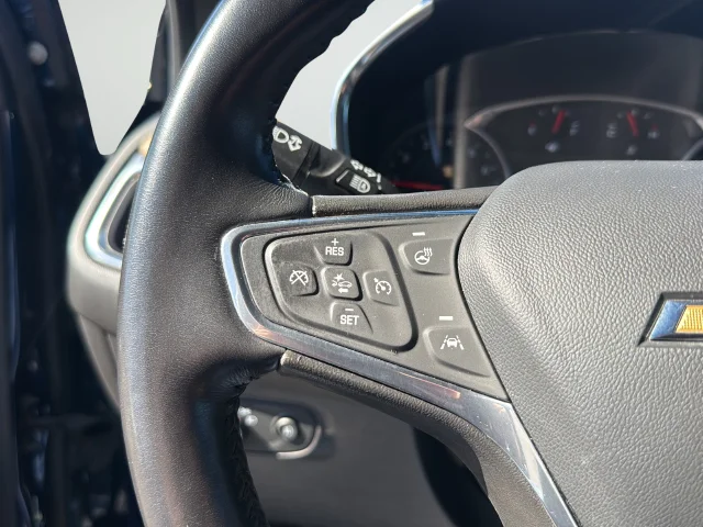 Used 2022 Blue Chevrolet Premier image 18