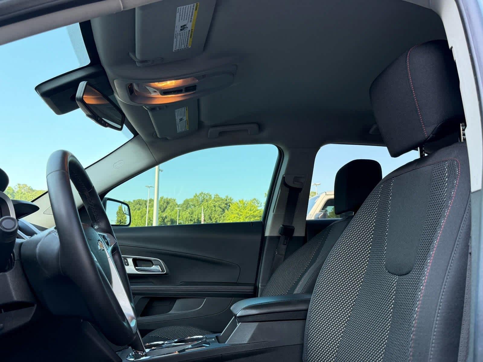 Used 2014 Silver Topaz Metallic Chevrolet LT image 23