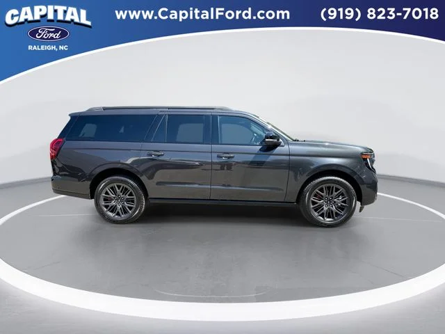 Used 2025 Gray Ford Platinum image 9
