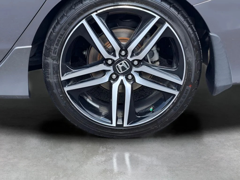 Used 2017 Modern Steel Honda Sport image 9