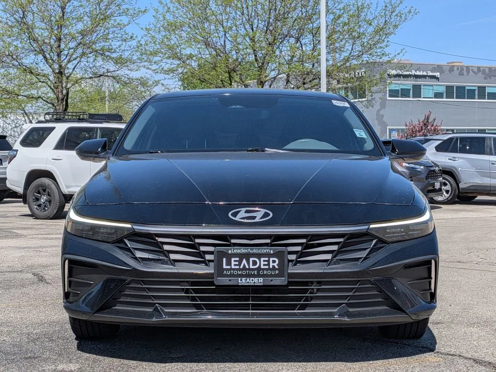 Used 2024 Black Hyundai Blue image 2