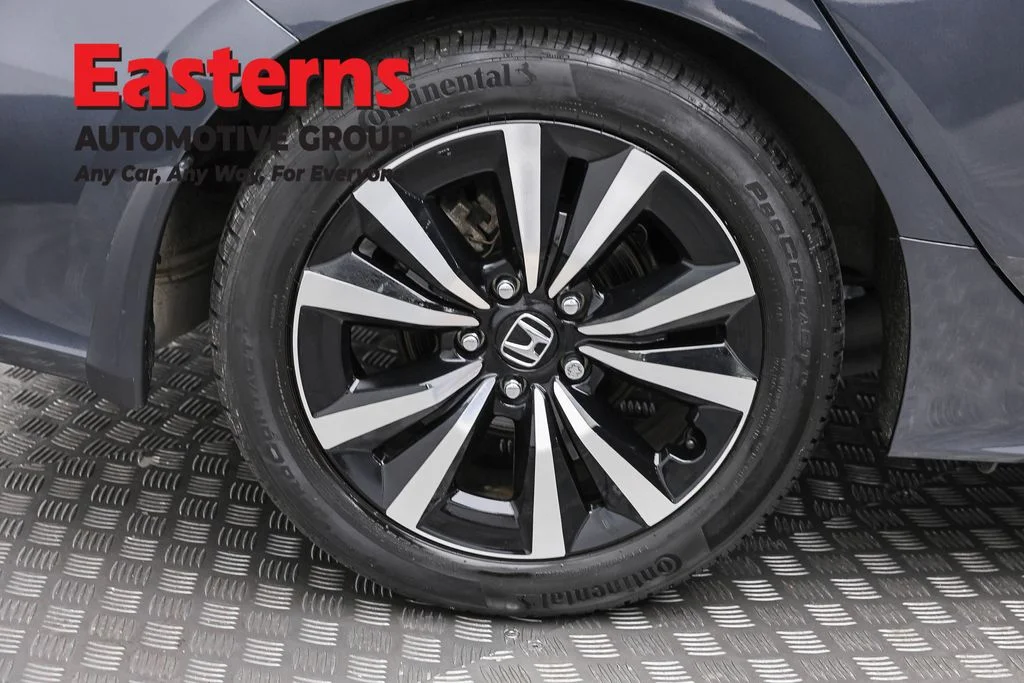 Used 2024 Gray Honda EX-L image 30