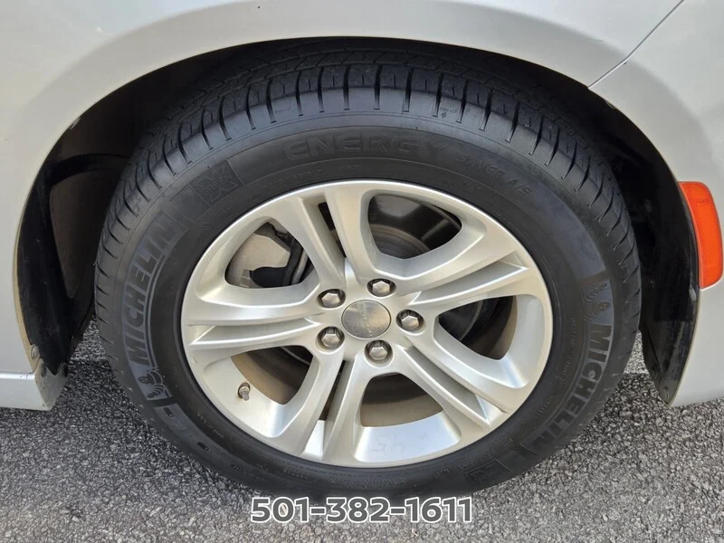 Used 2023 Triple Nickel Clearcoat DODGE SXT RWD image 16