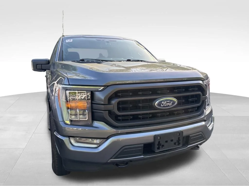 Used 2022 Gray Ford XLT image 5
