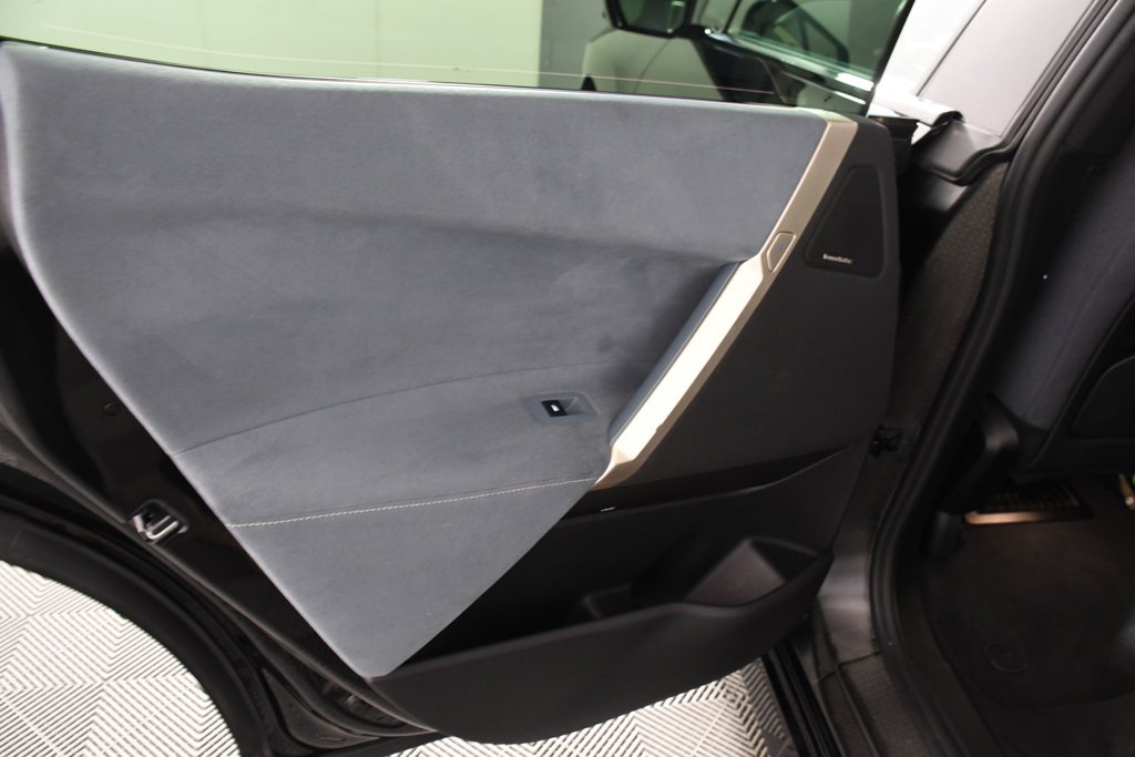 2023 BMW iX Base - Photo 25