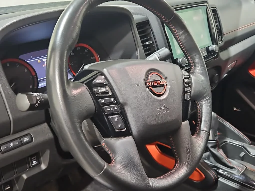 Used 2023 Super Black Nissan PRO-4X image 16