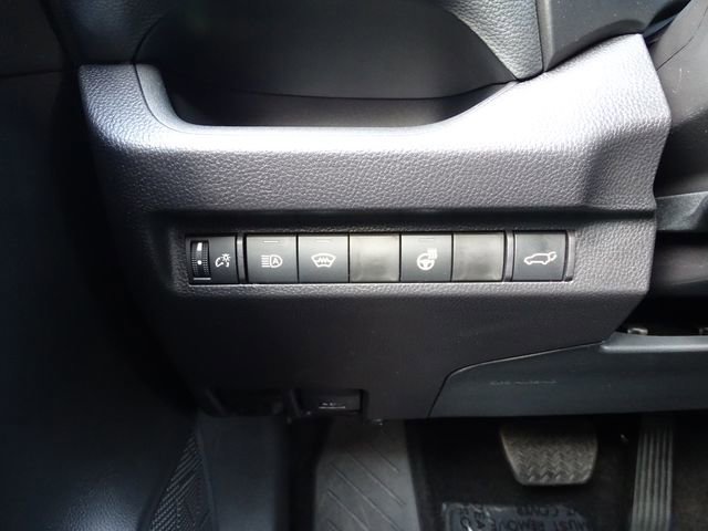 Used 2025 Red Toyota XLE Premium image 20