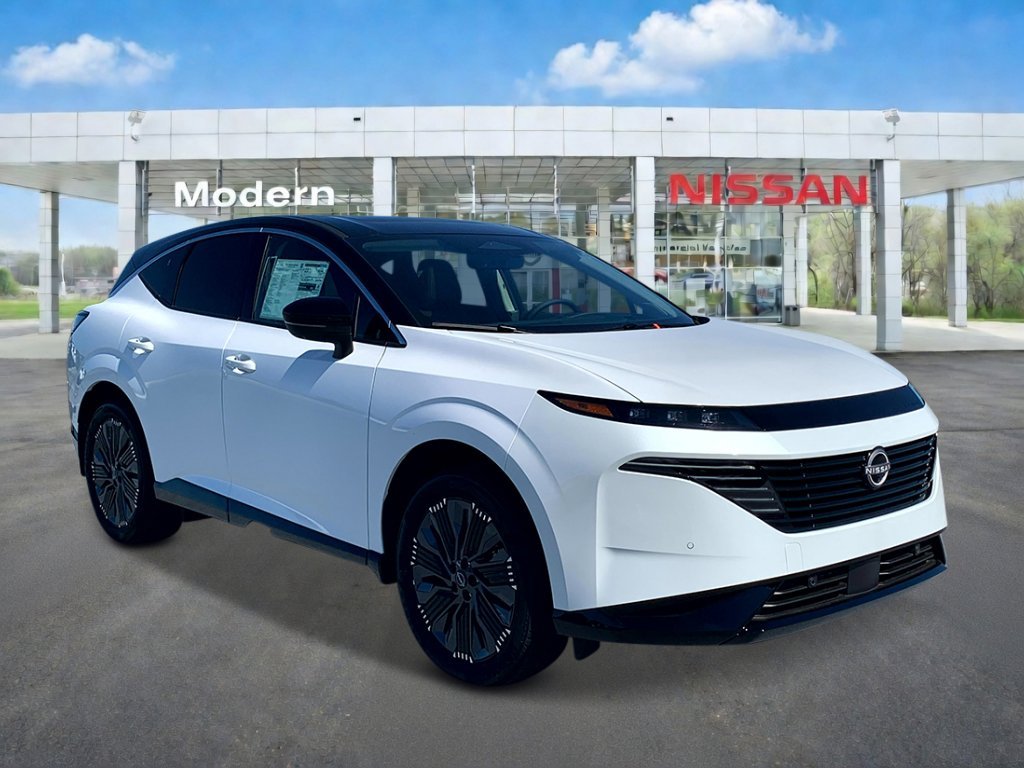 New 2026 Everest White Pearl Tricoat/Super Black Nissan Platinum image 2