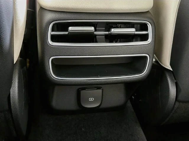 New 2027 Blue Genesis 2.5T Select image 13