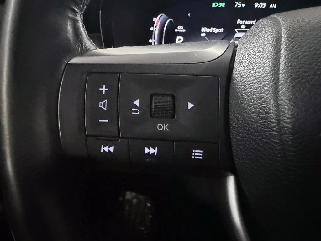 Used 2023 Blue INFINITI Sensory image 27