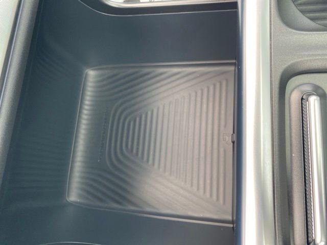 Used 2025 Stone Blue Metallic Ford Platinum image 33