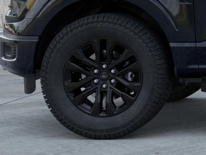 New 2026 Agate Black Metallic Ford XLT image 19