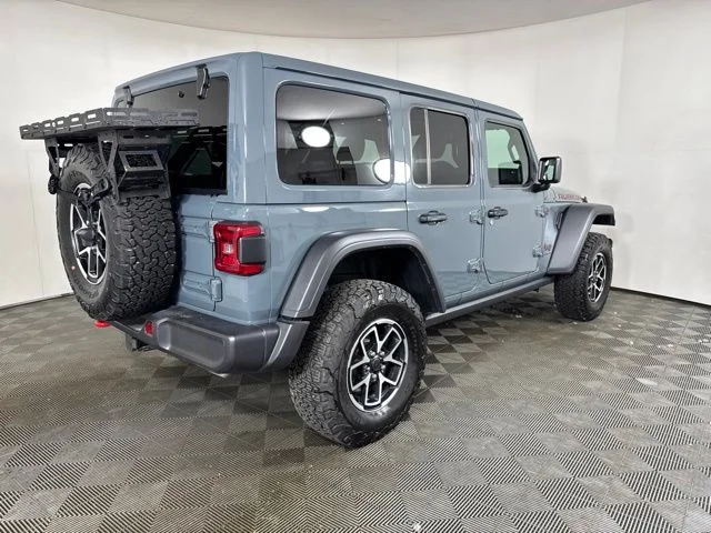 Used 2025 Gray Jeep Rubicon image 3